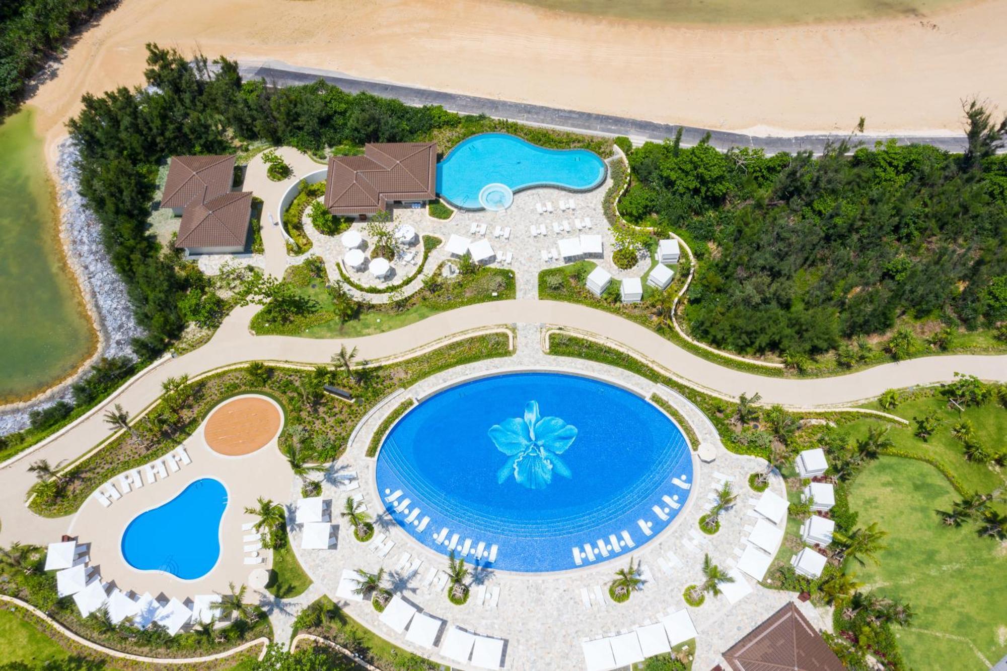 Hotel Halekulani Okinawa Onna Exterior foto